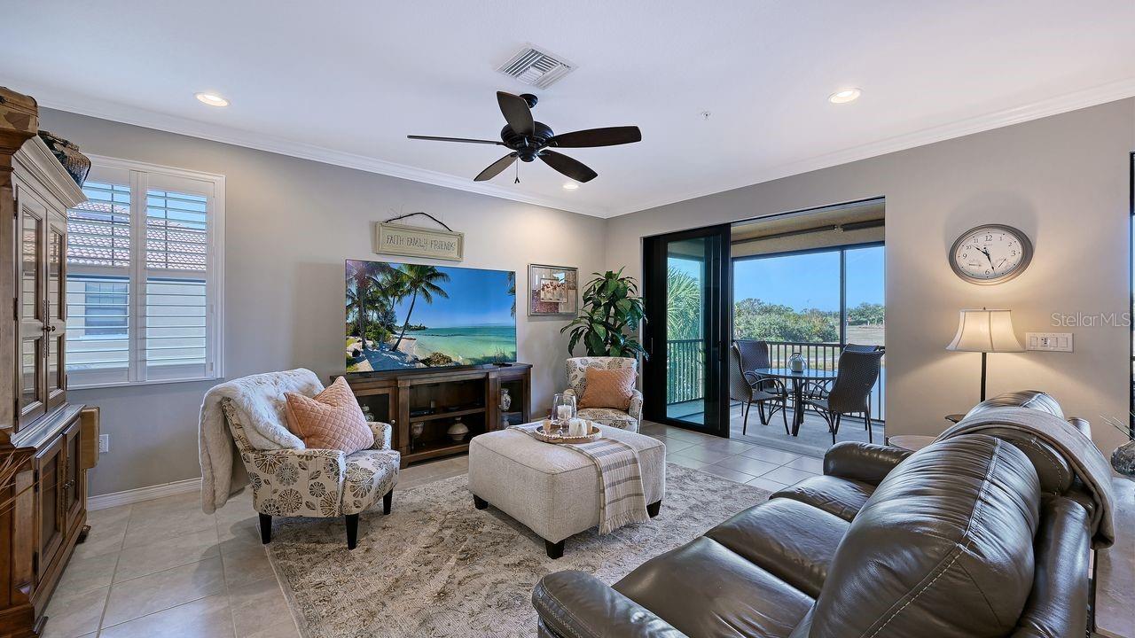 Image 7 of 52 For 23149 Banbury Way 201