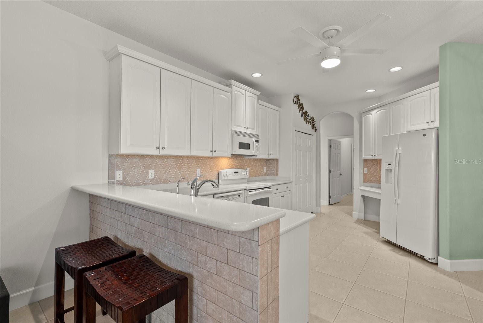 Image 16 of 44 For 11383 Dancing River Drive