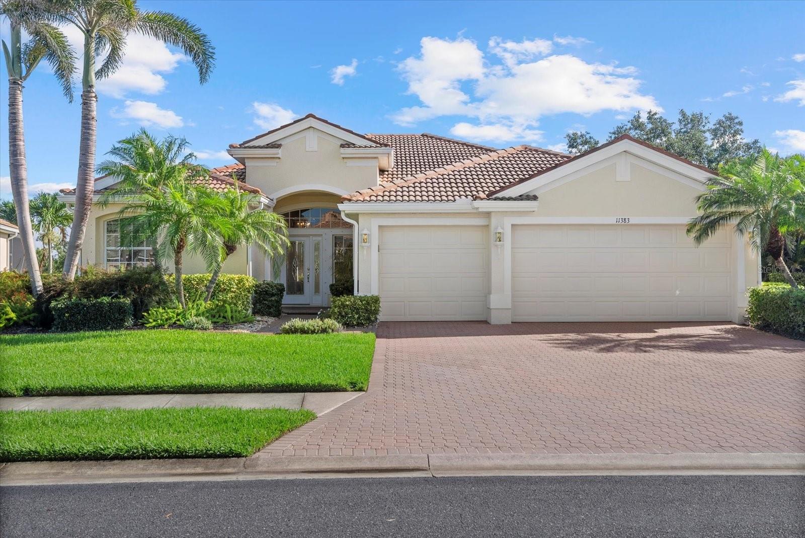 Image 37 of 44 For 11383 Dancing River Drive