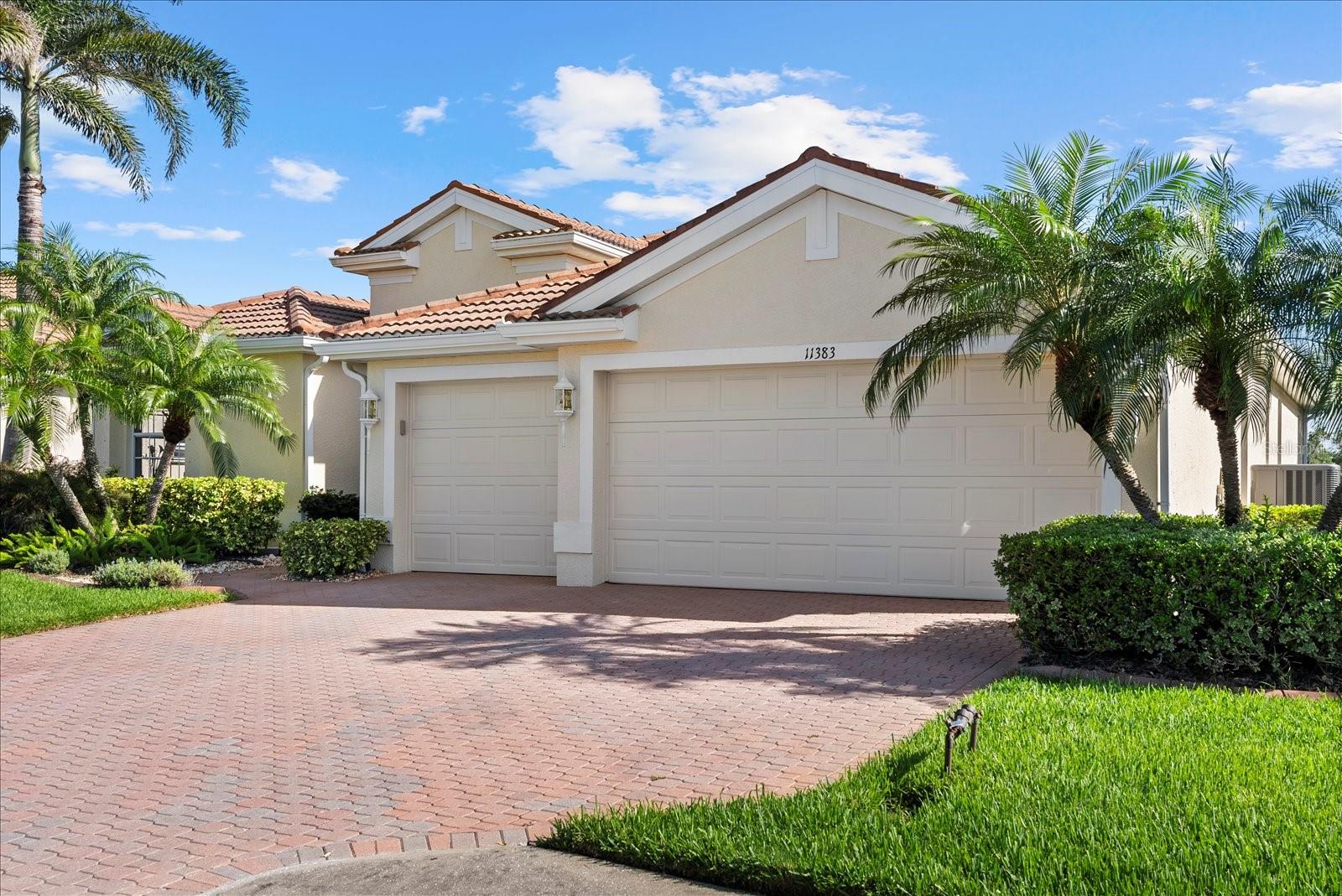 Image 38 of 44 For 11383 Dancing River Drive