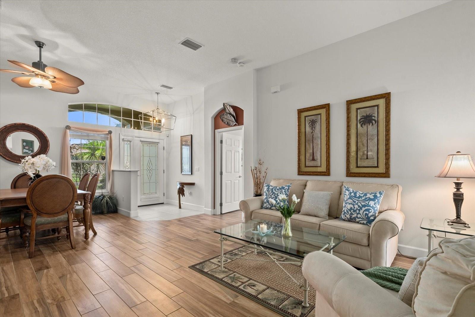 Image 5 of 44 For 11383 Dancing River Drive