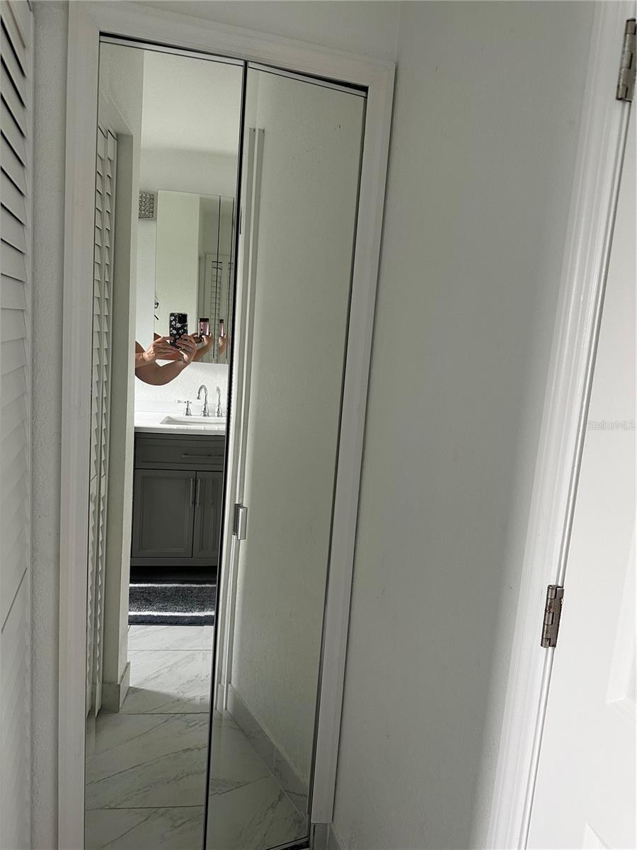 Image 24 of 67 For 1181 Larchmont Drive