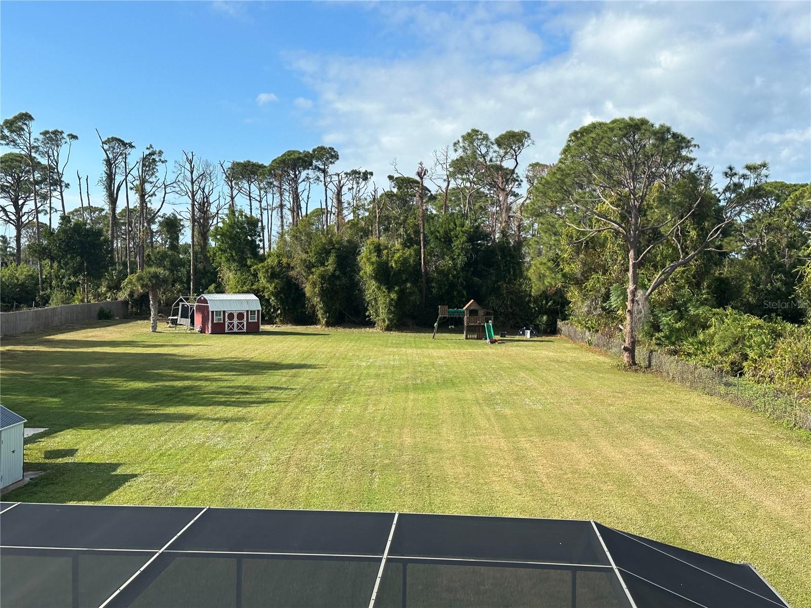 Image 4 of 67 For 1181 Larchmont Drive