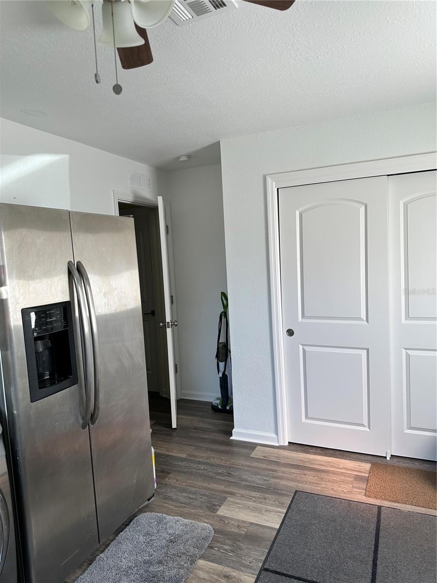 Image 48 of 67 For 1181 Larchmont Drive