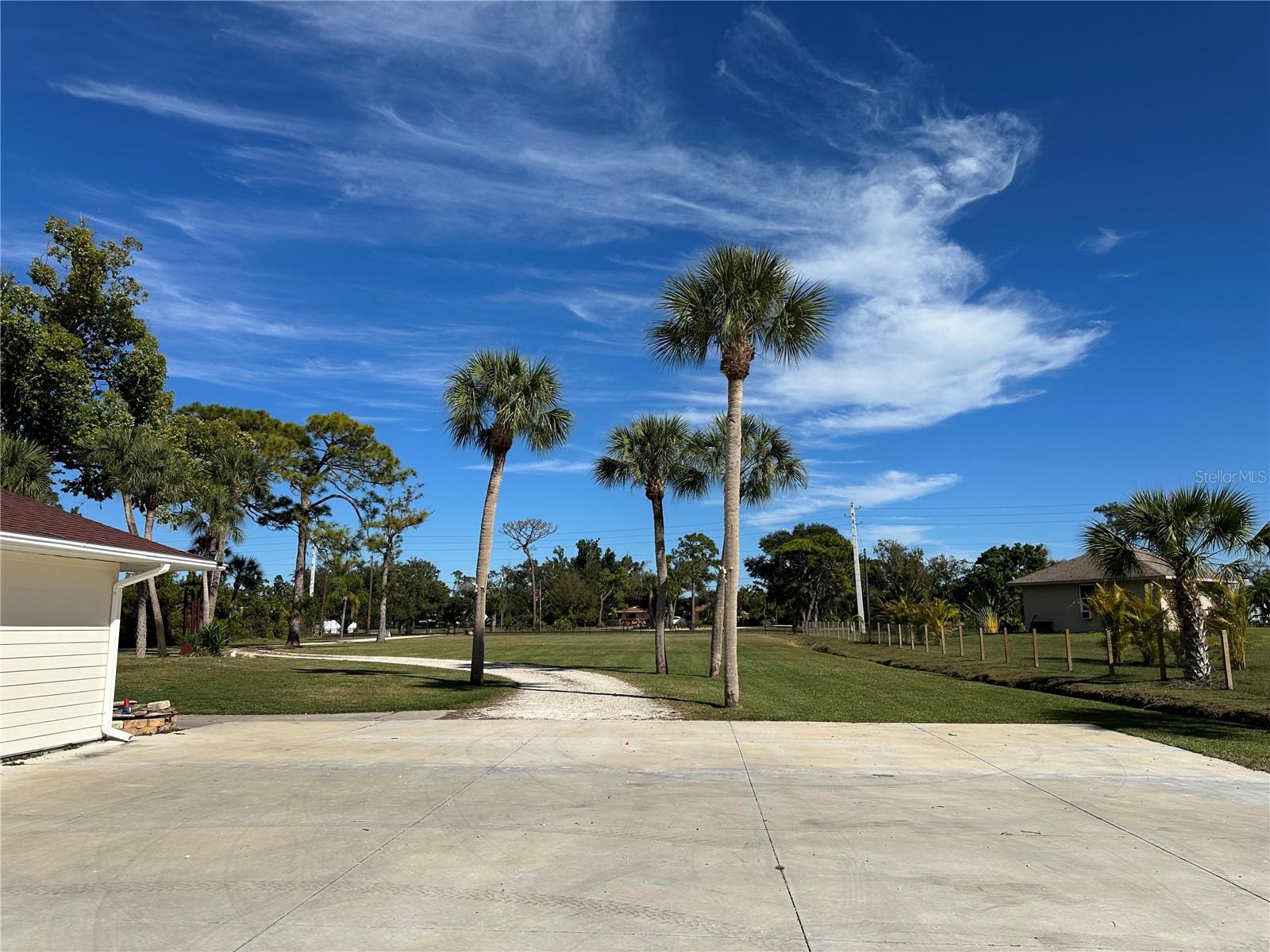 Image 58 of 67 For 1181 Larchmont Drive