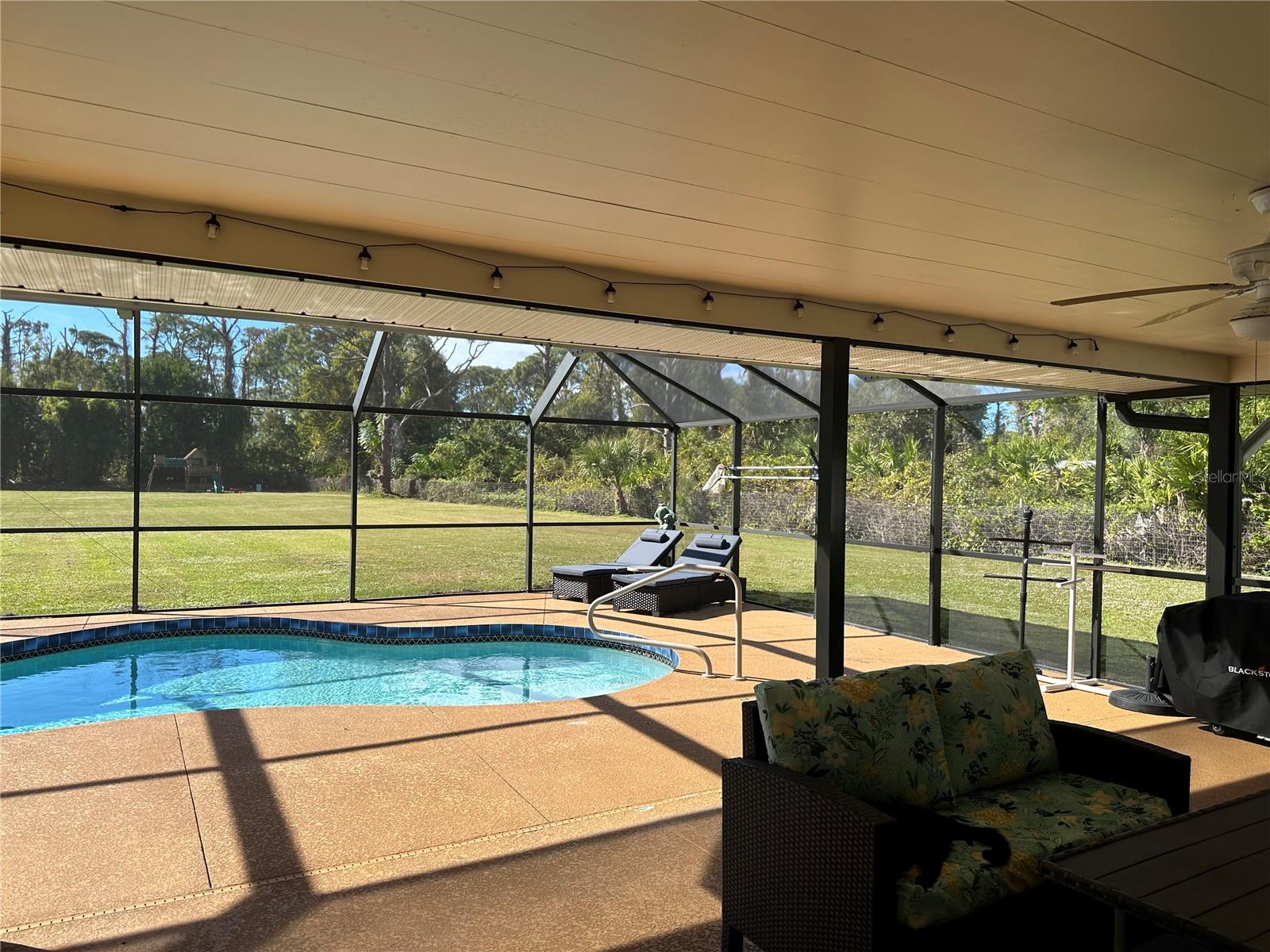 Image 62 of 67 For 1181 Larchmont Drive