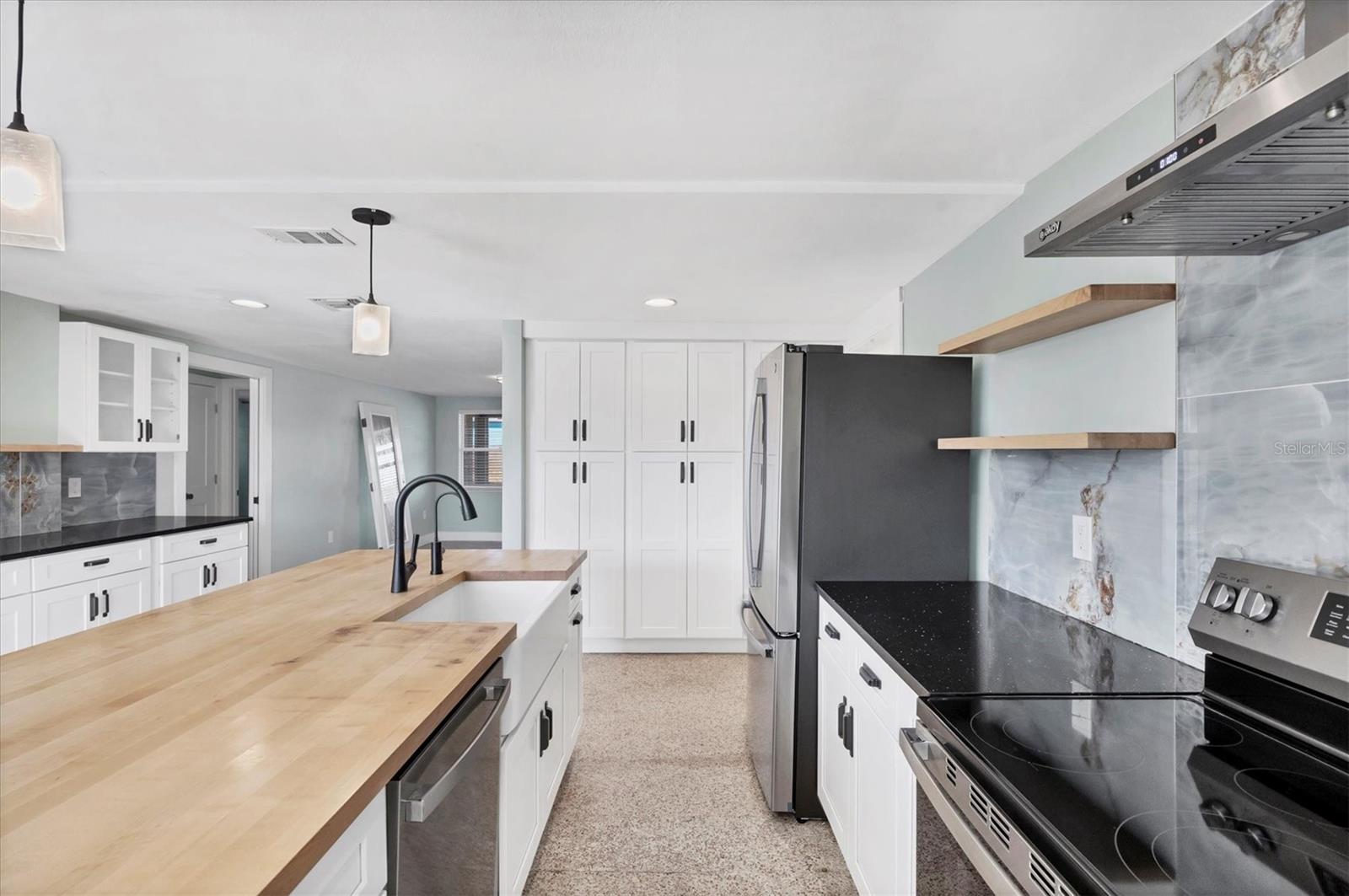 Image 16 of 36 For 1073 Alston Lane