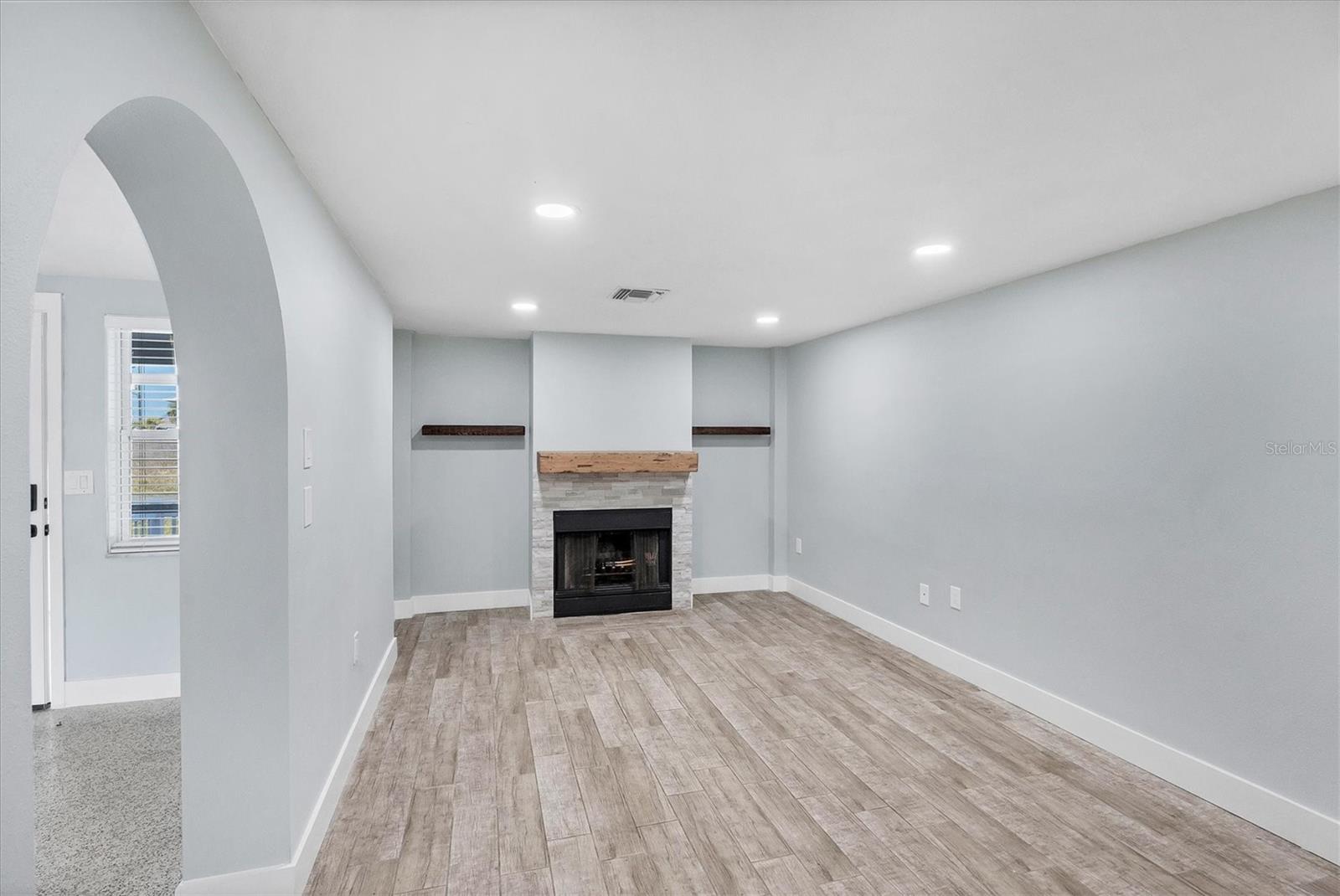 Image 8 of 36 For 1073 Alston Lane