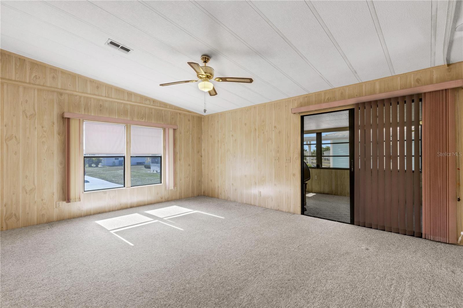 Image 11 of 49 For 357 Longwood Drive