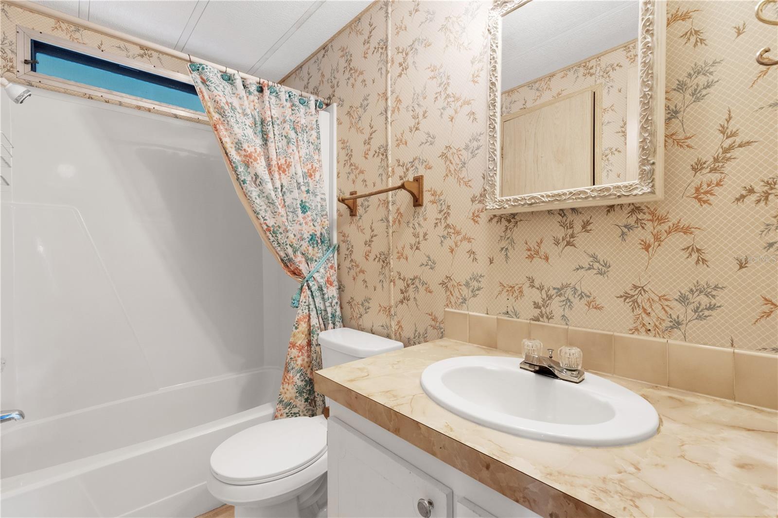 Image 34 of 49 For 357 Longwood Drive