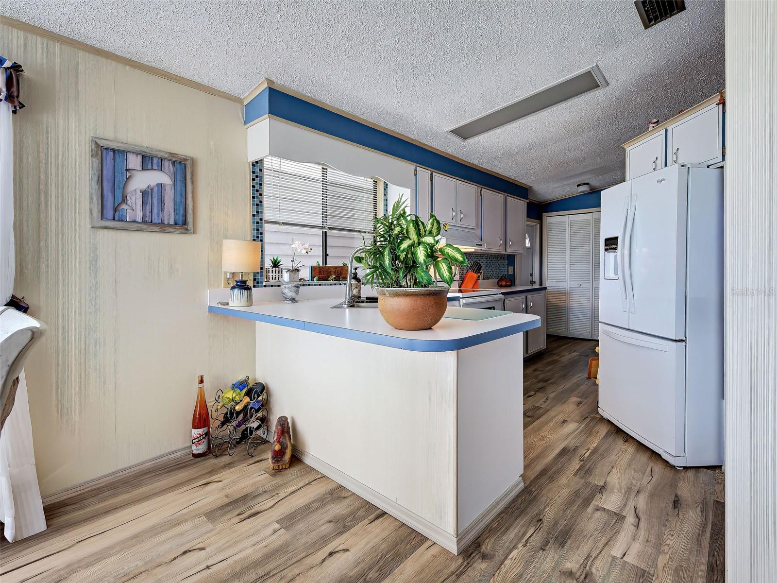 Image 21 of 49 For 3029 Audubon Avenue