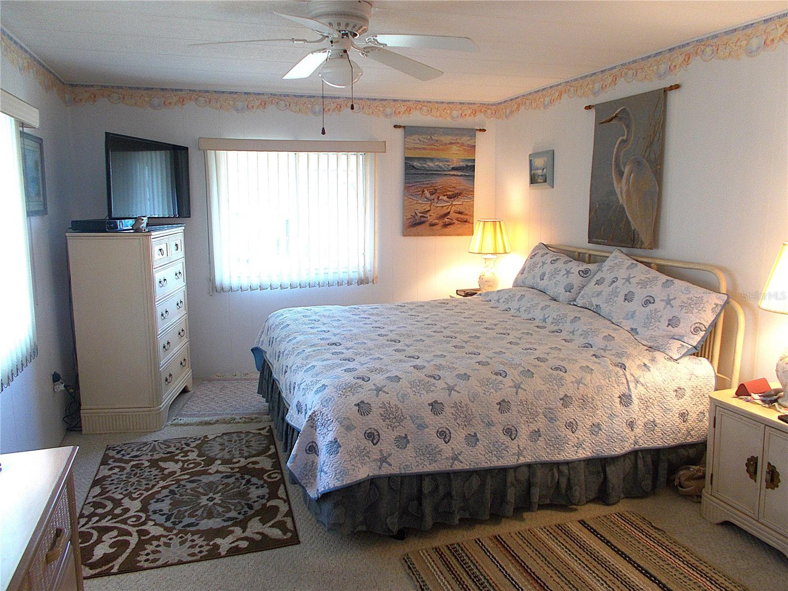 Image 17 of 28 For 506 Walnut Circle