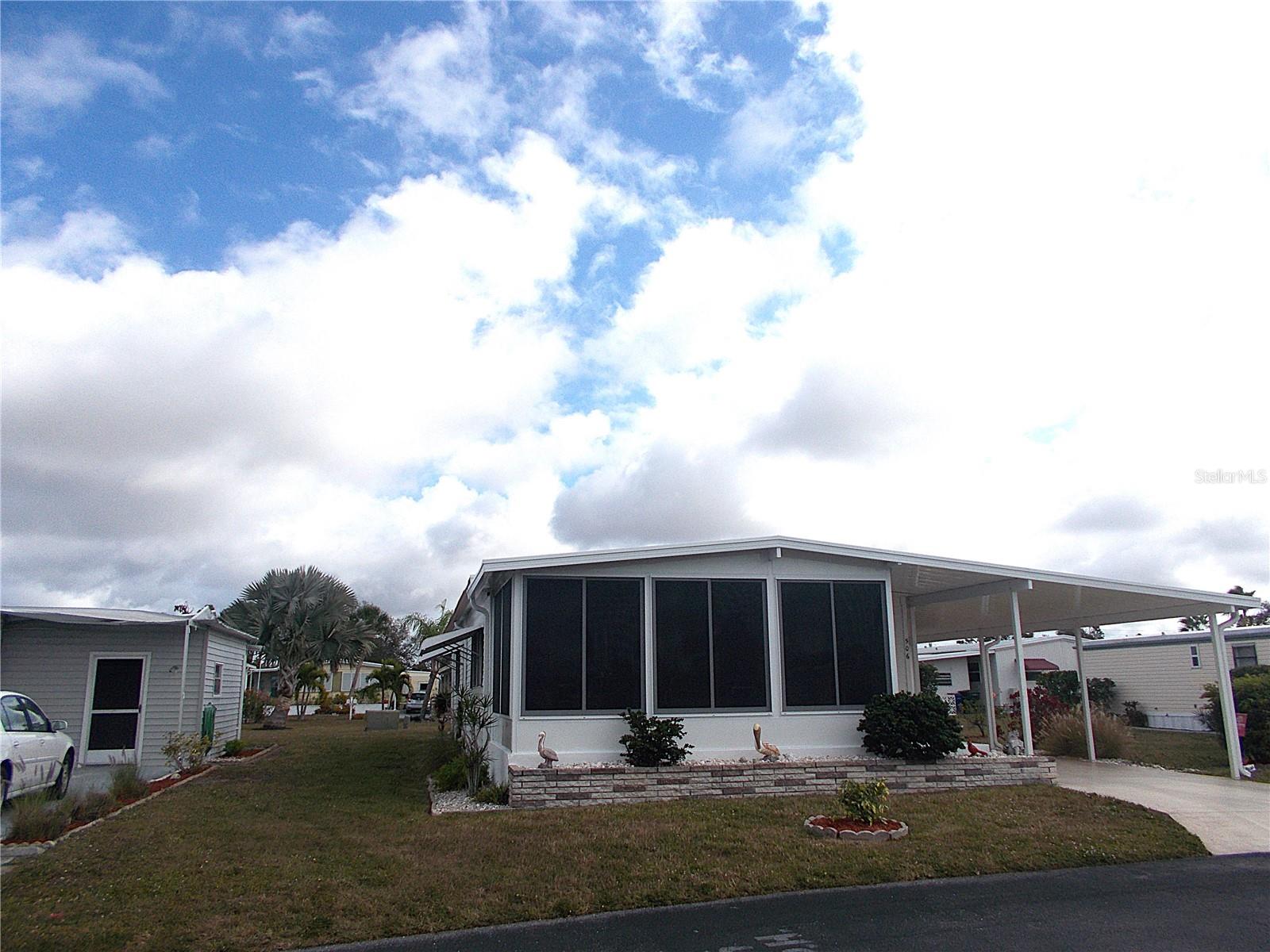 Image 3 of 28 For 506 Walnut Circle