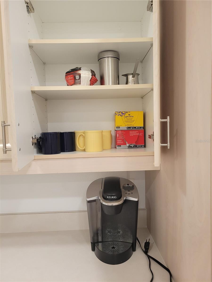 Image 16 of 27 For 220 Santa Maria Street 442