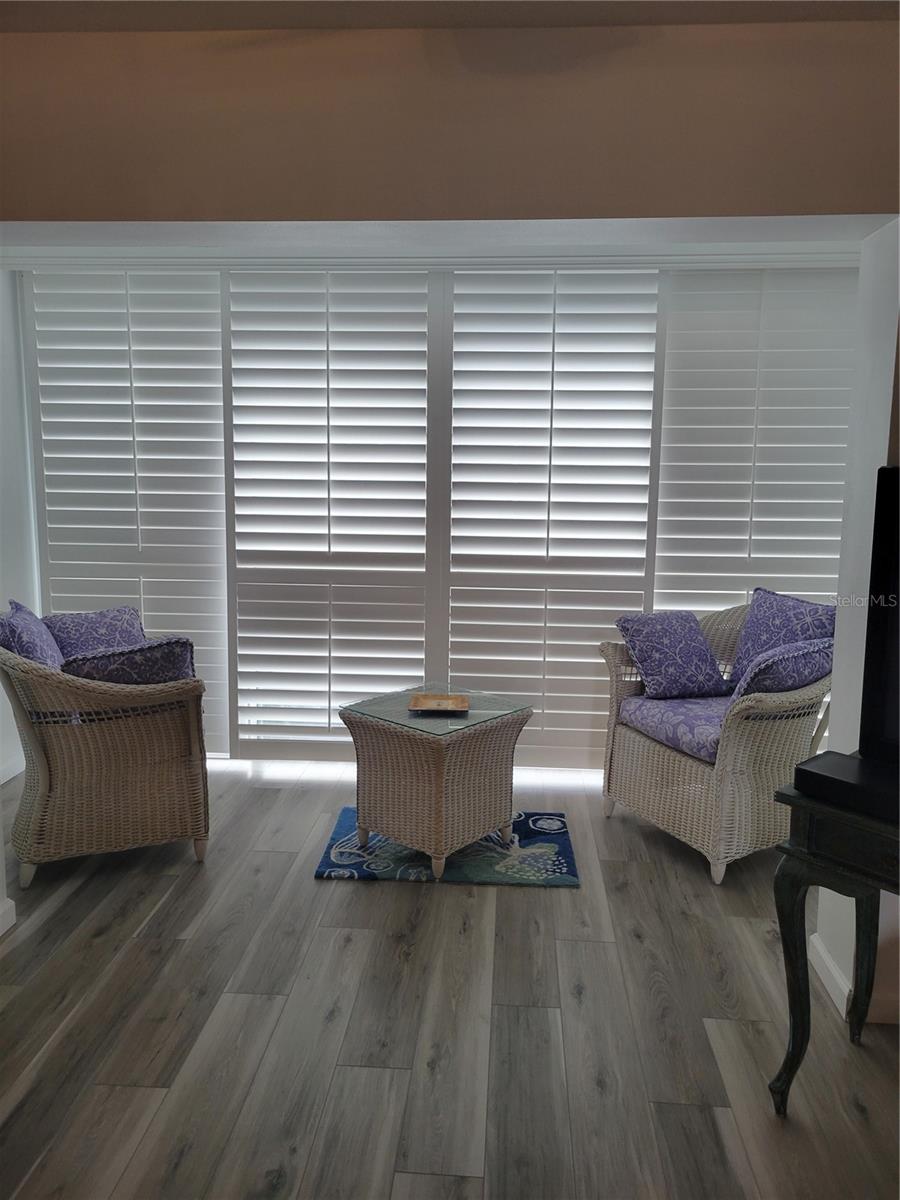 Image 6 of 27 For 220 Santa Maria Street 442