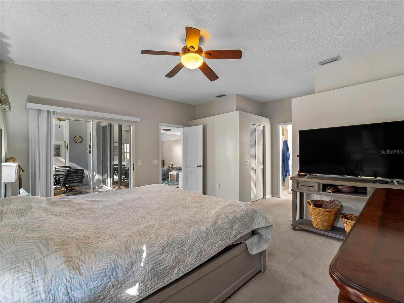 Image 26 of 60 For 4494 Del Sol Boulevard S