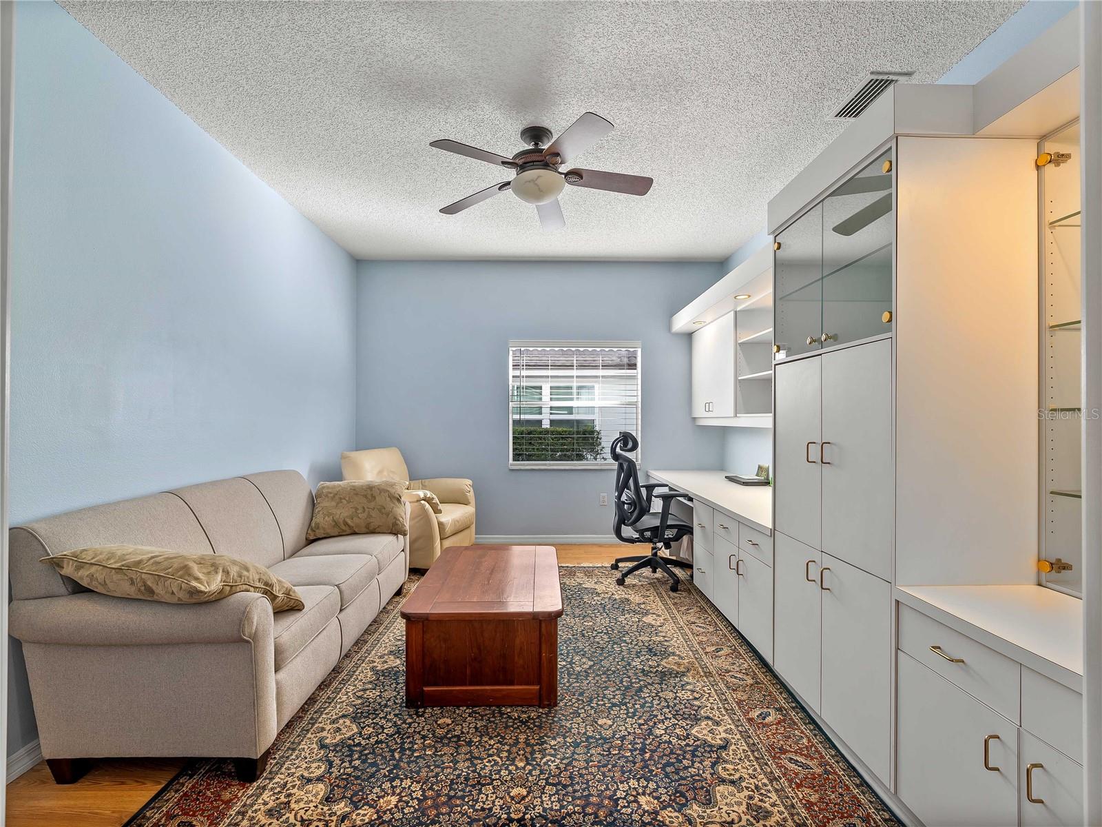 Image 32 of 60 For 4494 Del Sol Boulevard S