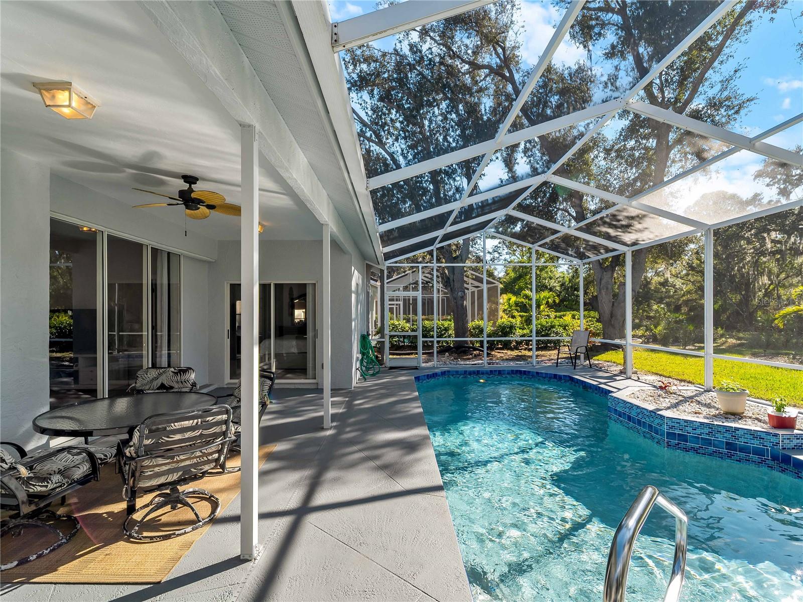 Image 41 of 60 For 4494 Del Sol Boulevard S