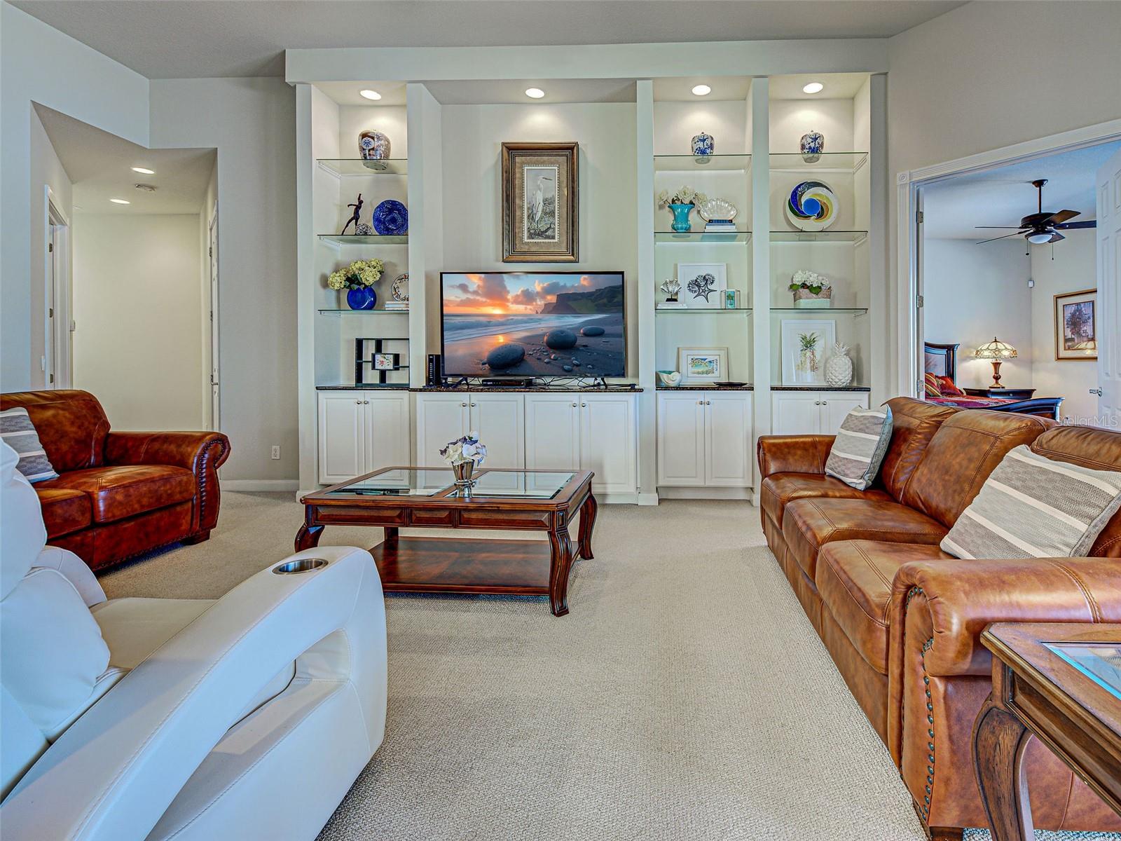 Image 6 of 85 For 19267 Kirella Street