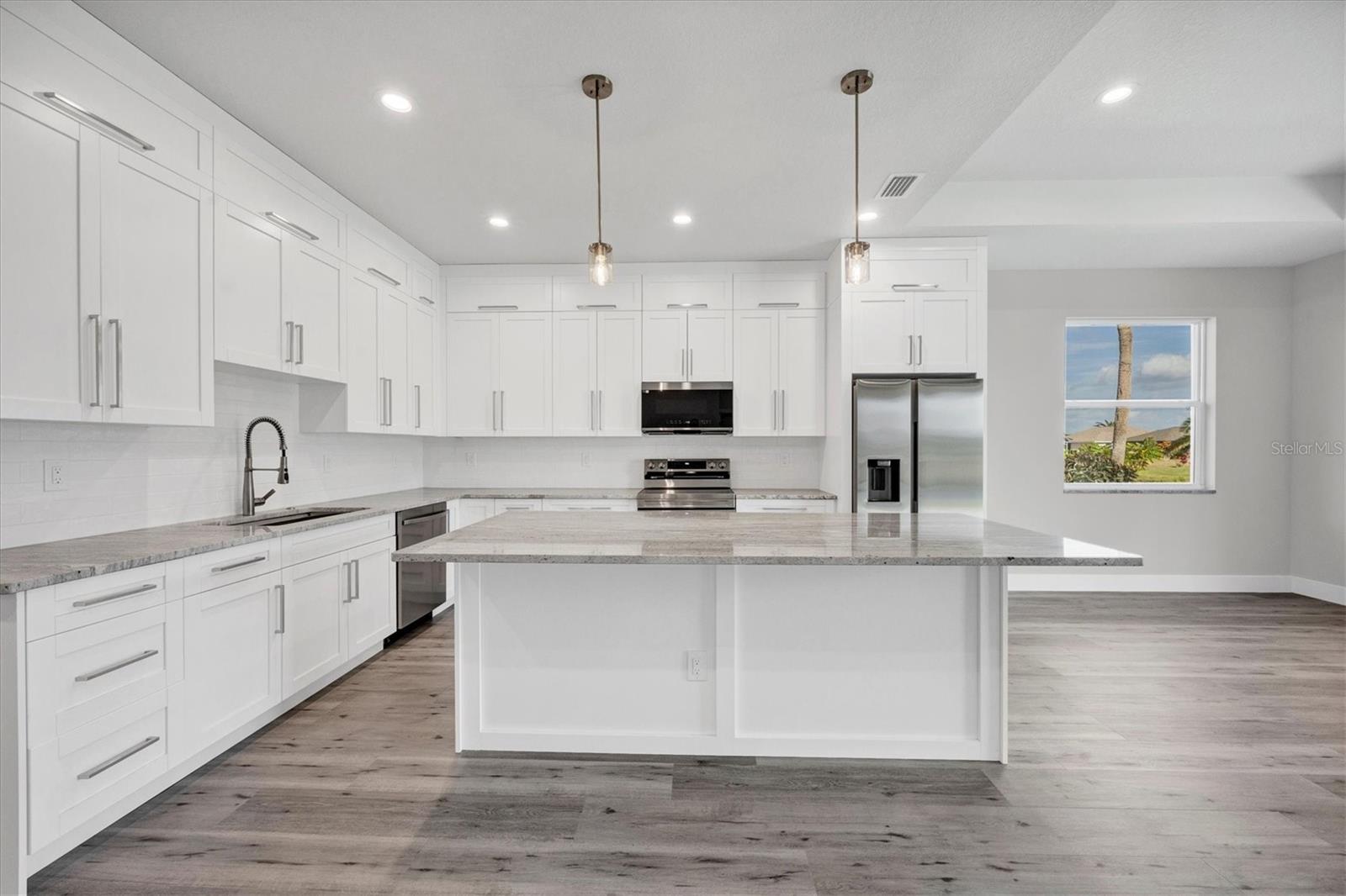 Image 15 of 36 For 9 Bunker Place