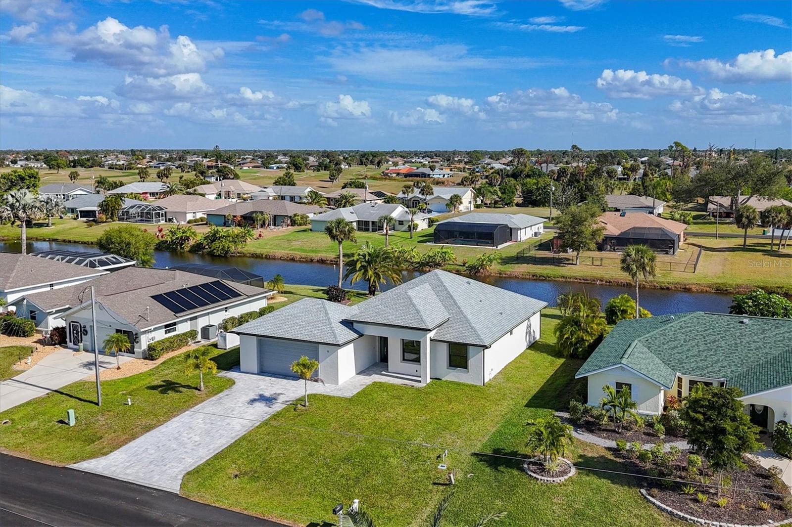 Image 3 of 36 For 9 Bunker Place