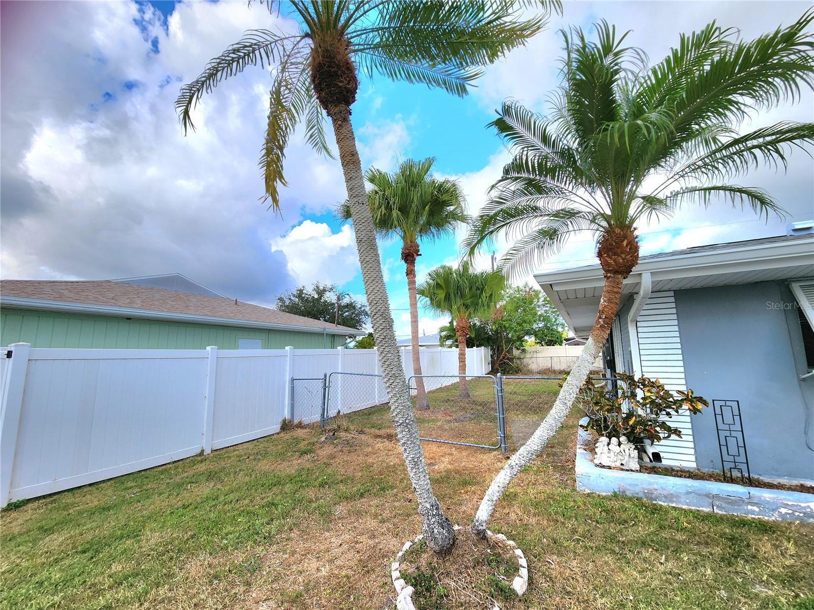 Image 35 of 45 For 6447 Safford Terrace