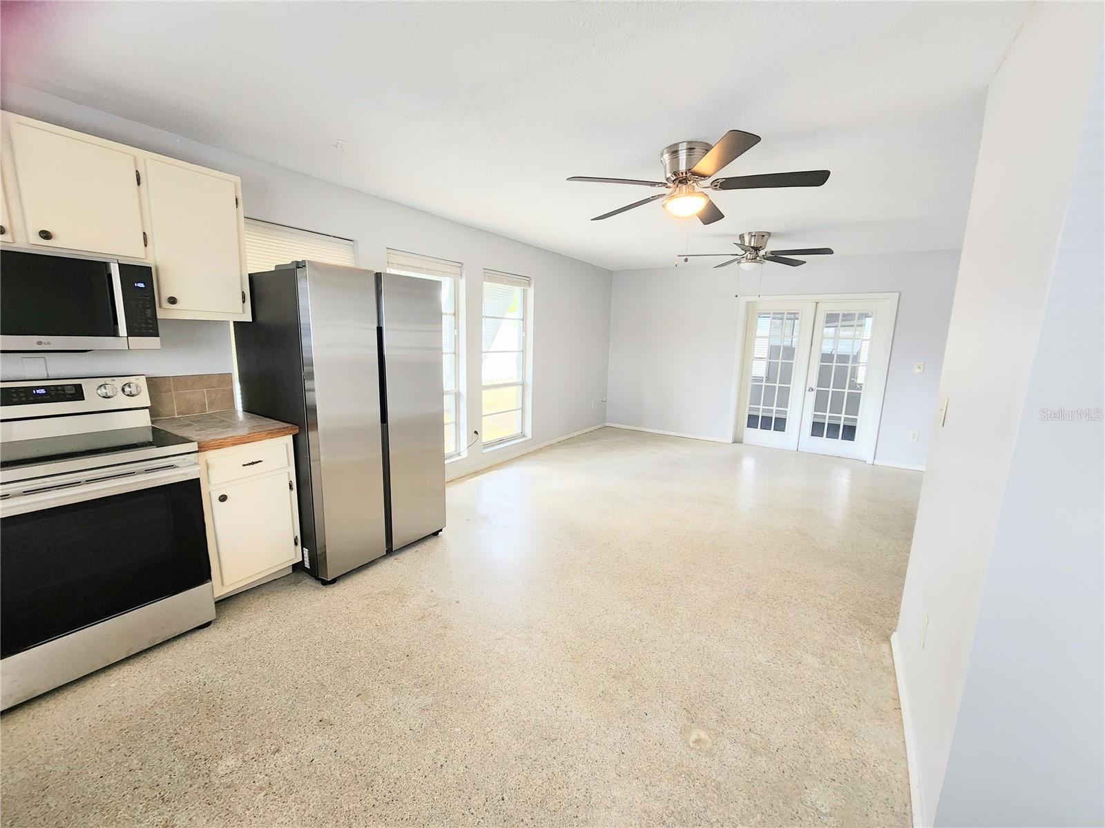 Image 5 of 45 For 6447 Safford Terrace