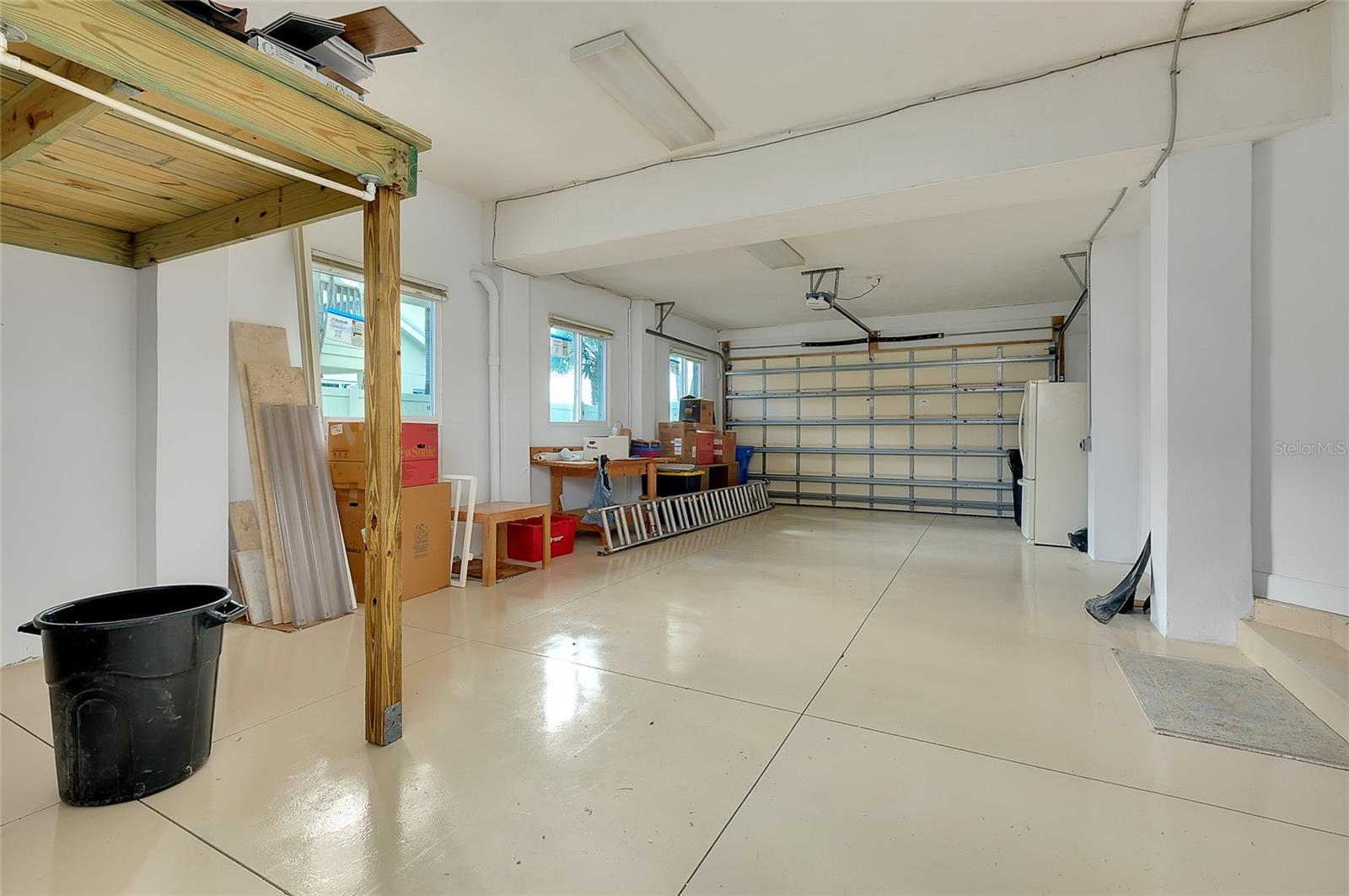 Image 60 of 90 For 213 The Esplanade S