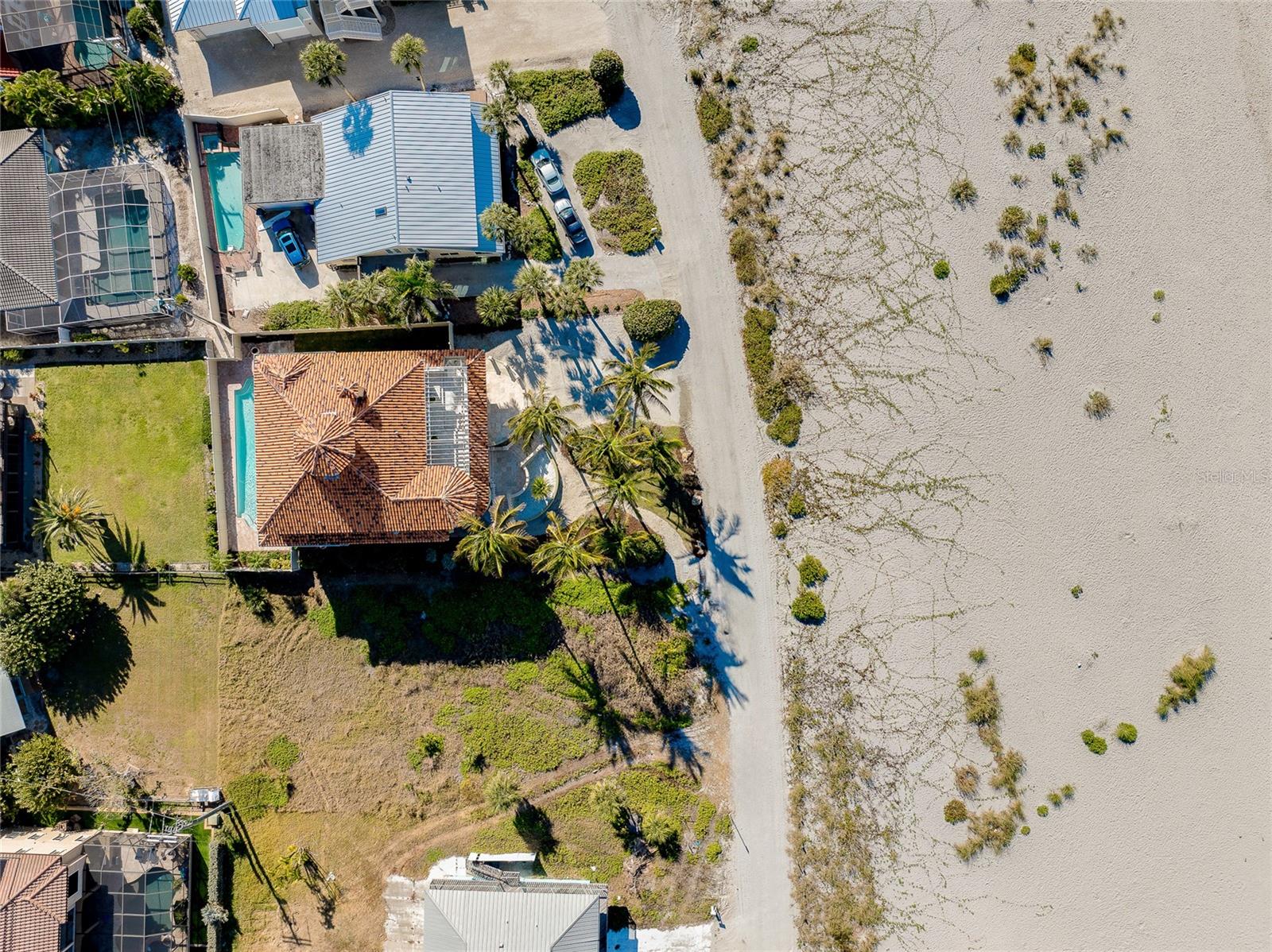 Image 68 of 90 For 213 The Esplanade S