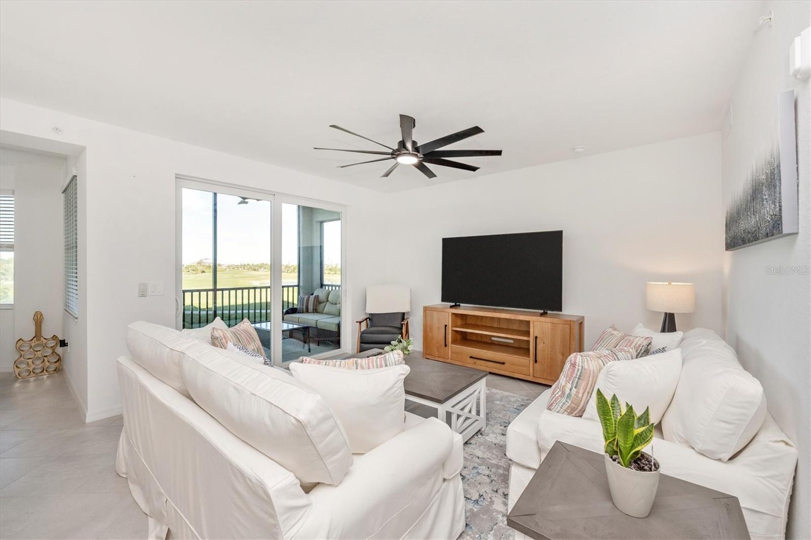 Image 17 of 99 For 17625 Opal Sand Drive 207