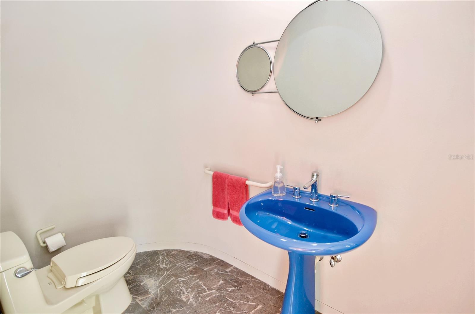 Image 24 of 90 For 713 El Dorado Drive