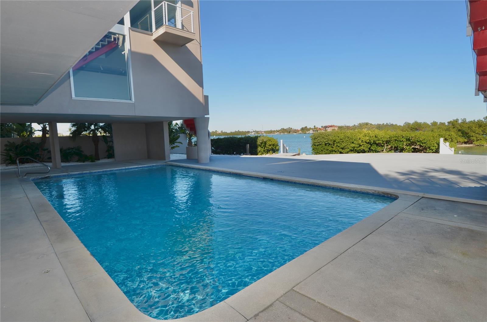 Image 43 of 90 For 713 El Dorado Drive