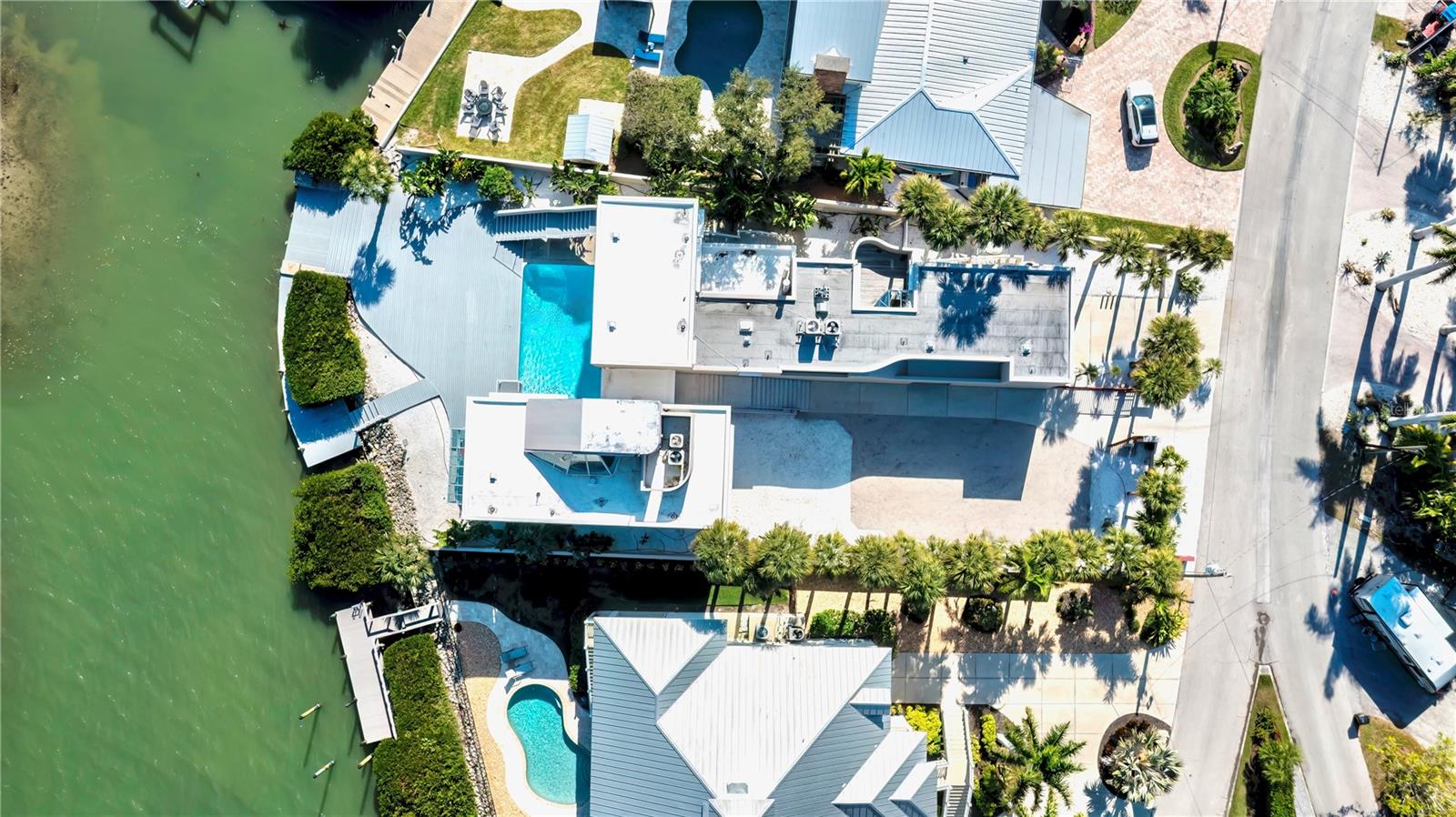 Image 70 of 90 For 713 El Dorado Drive