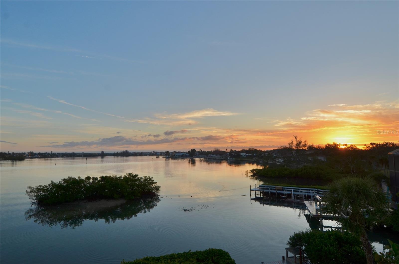 Image 75 of 90 For 713 El Dorado Drive