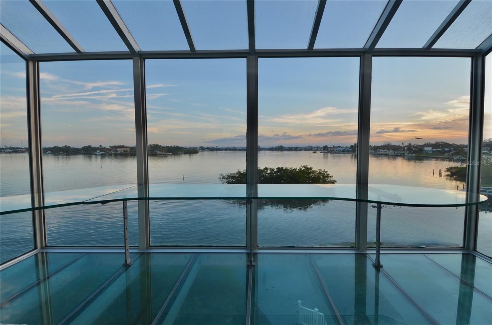 Image 77 of 90 For 713 El Dorado Drive