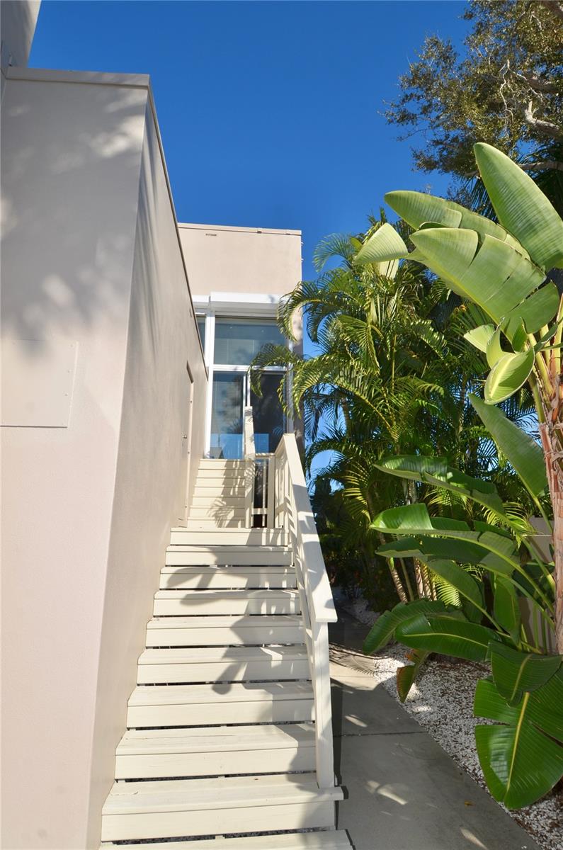 Image 80 of 90 For 713 El Dorado Drive