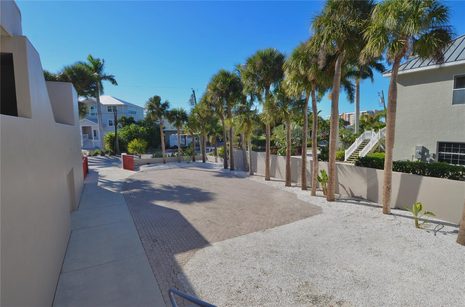 Image 81 of 90 For 713 El Dorado Drive