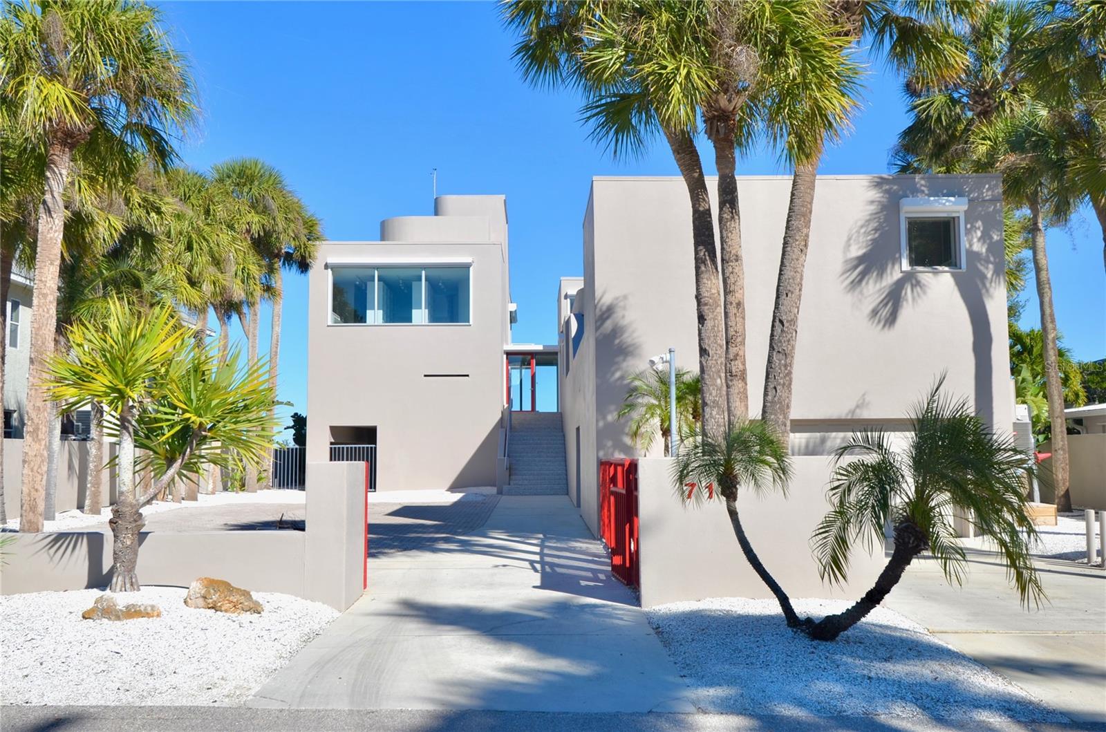 Image 86 of 90 For 713 El Dorado Drive