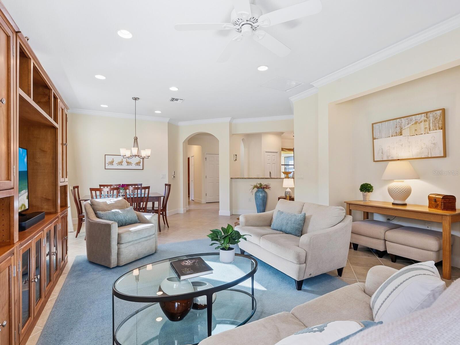 Image 12 of 40 For 11090 Campazzo Drive