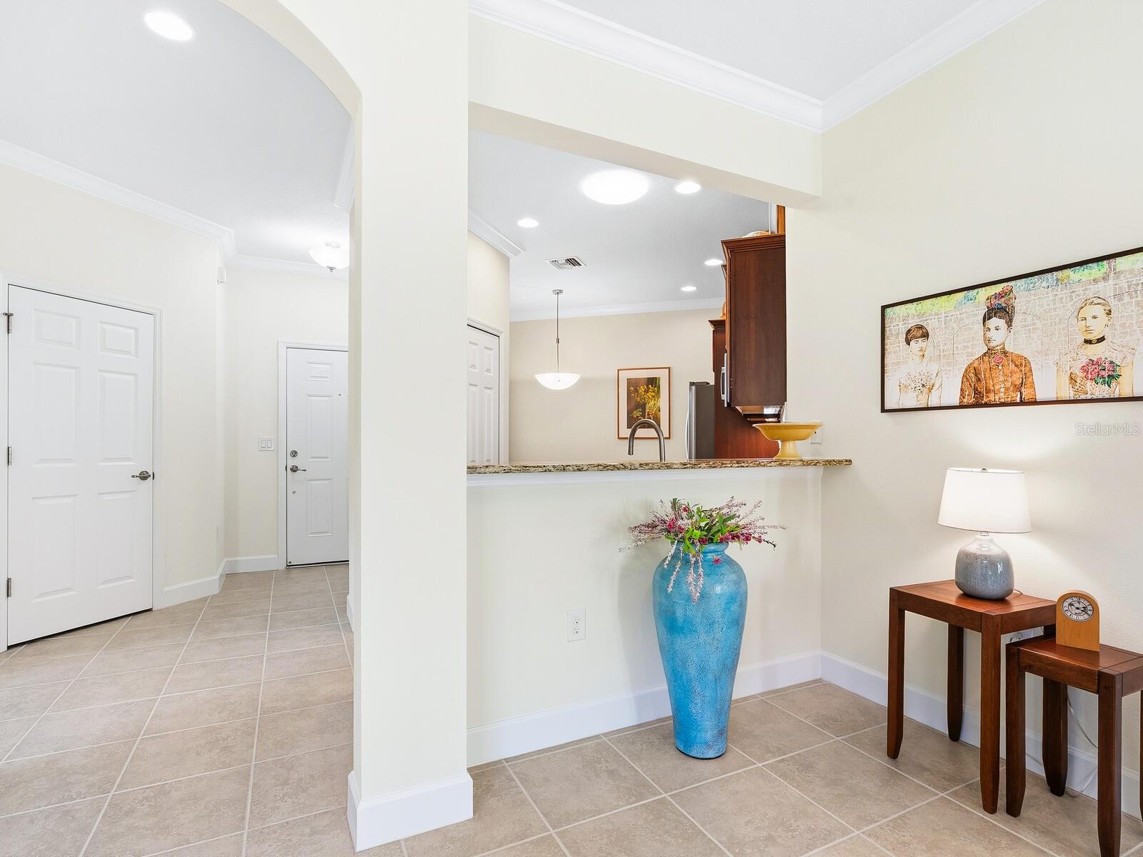 Image 14 of 40 For 11090 Campazzo Drive