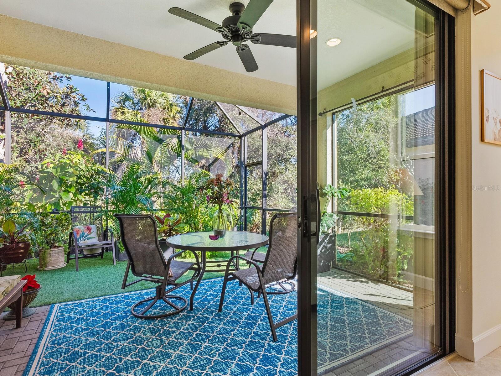 Image 7 of 40 For 11090 Campazzo Drive