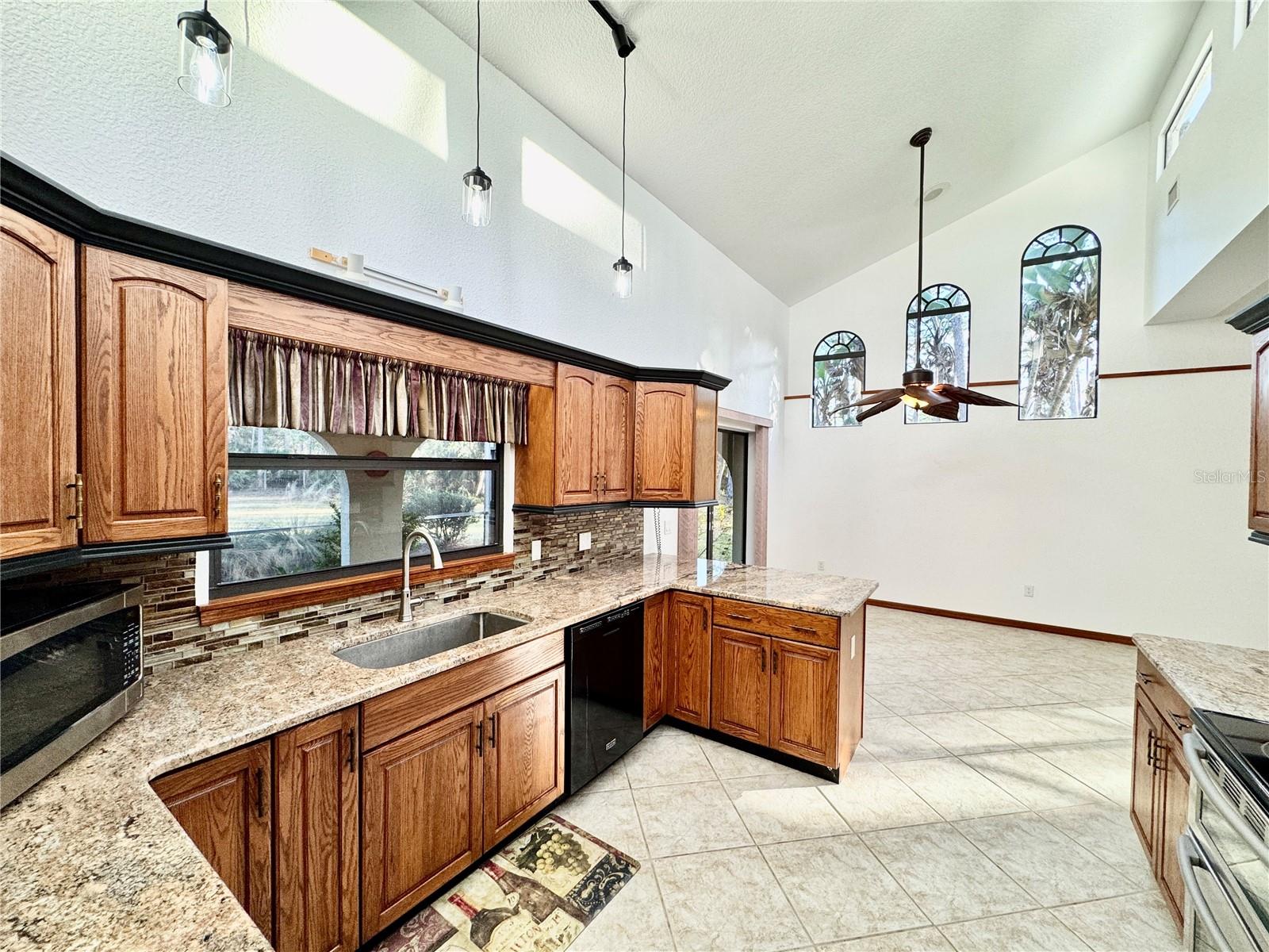 Image 33 of 89 For 6068 Tidwell Street