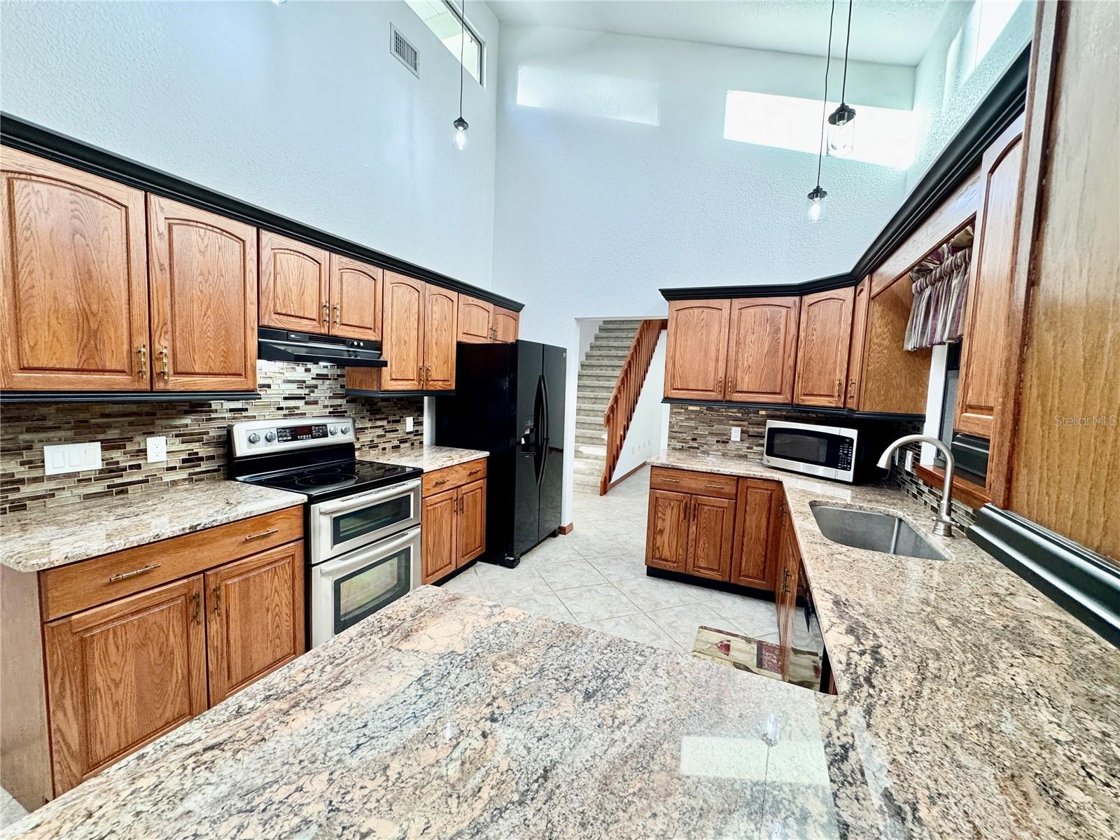 Image 36 of 89 For 6068 Tidwell Street