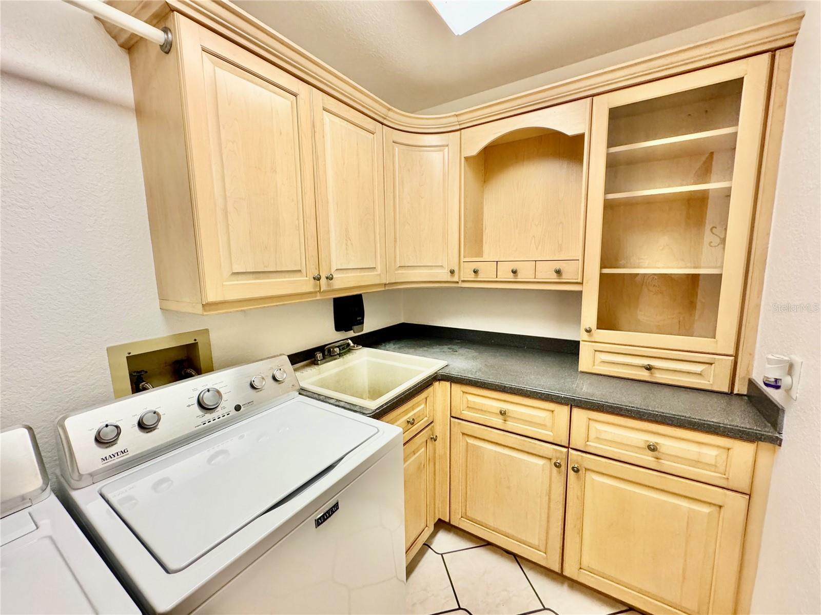 Image 72 of 89 For 6068 Tidwell Street