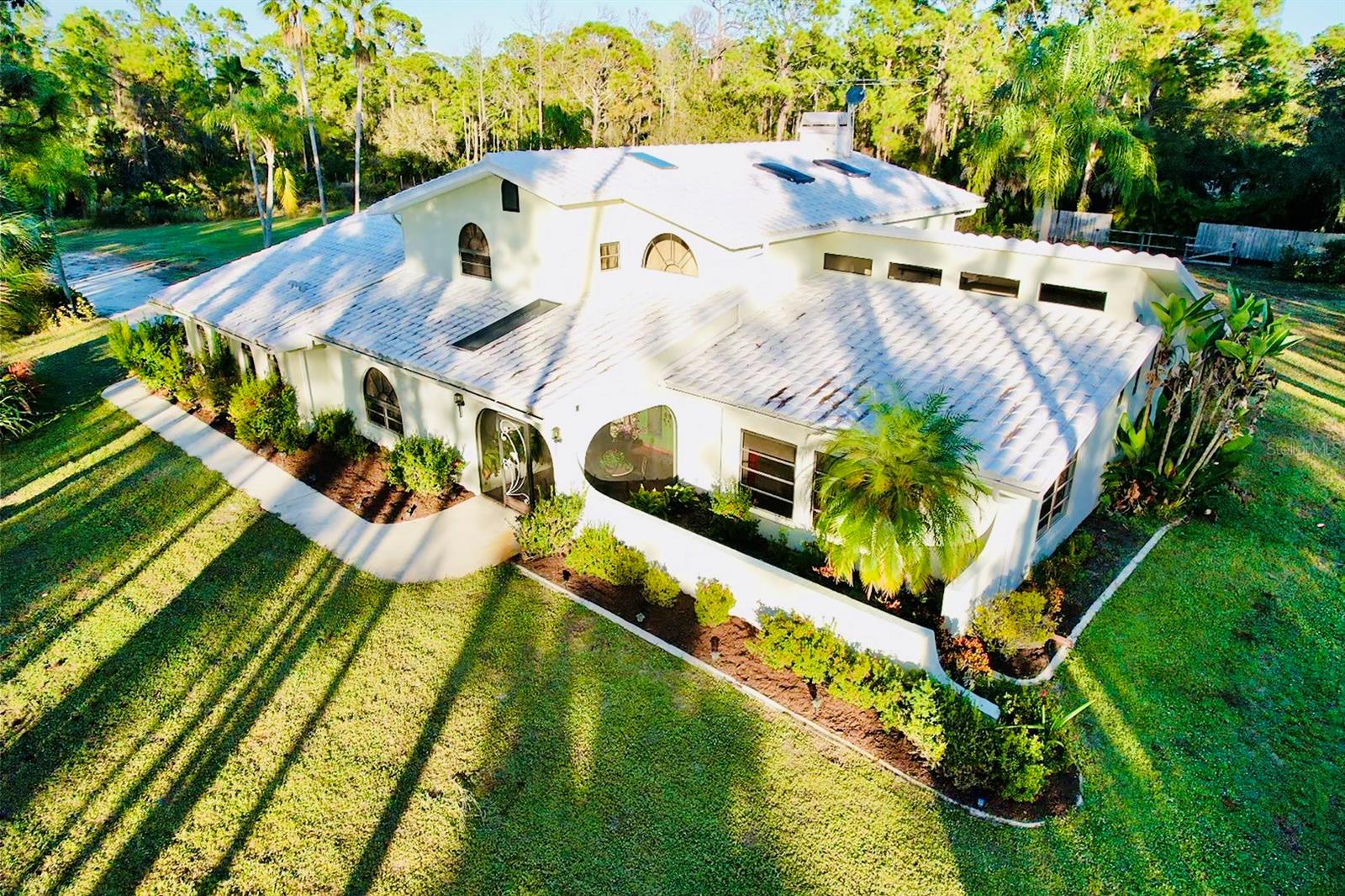 Image 9 of 89 For 6068 Tidwell Street