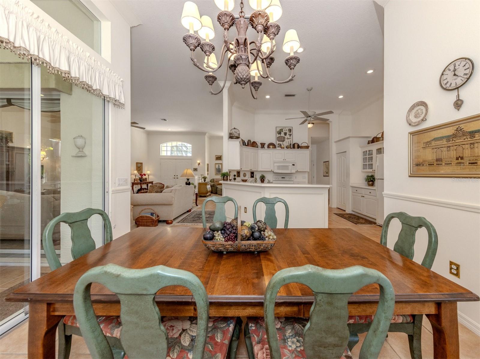 Listing photo id 12 for 764 Sawgrass Bridge Road