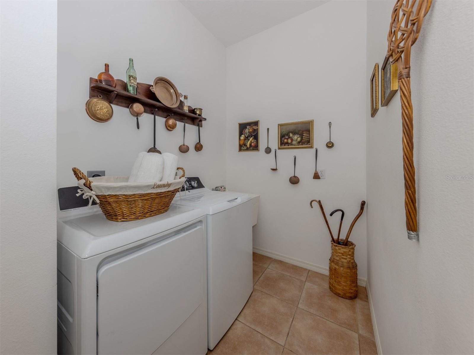 Listing photo id 24 for 764 Sawgrass Bridge Road