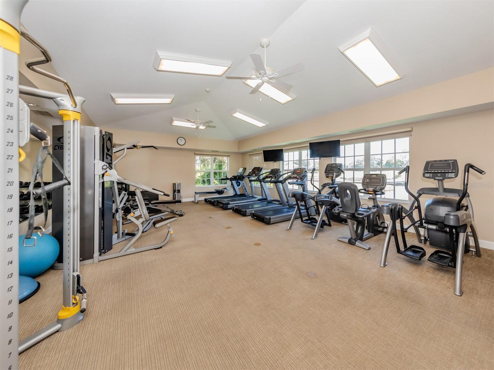 Listing photo id 38 for 764 Sawgrass Bridge Road