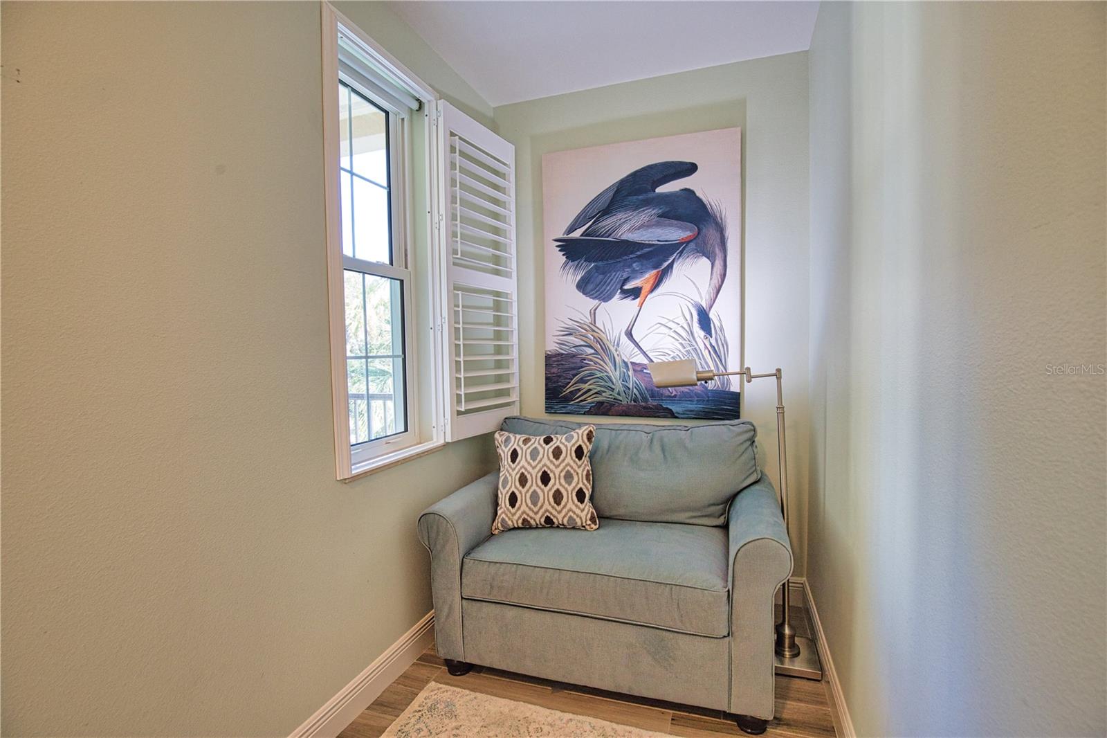 Image 30 of 42 For 830 The Esplanade N 201