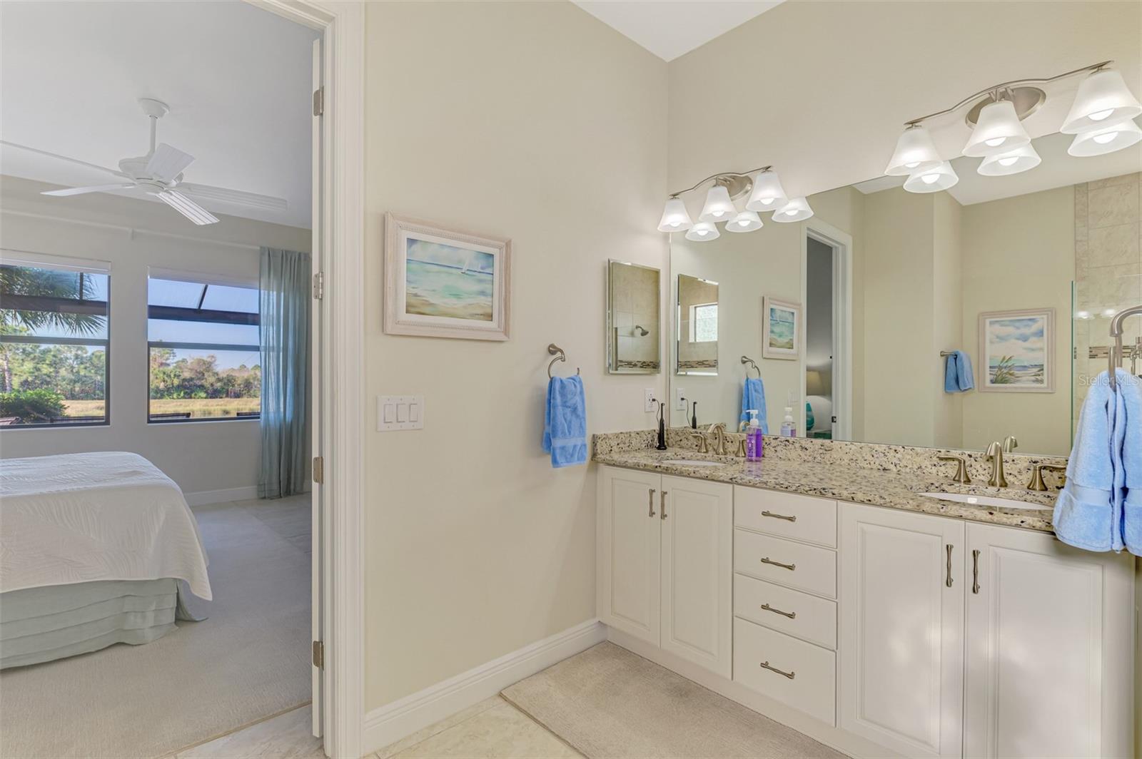 Image 36 of 60 For 10415 Medjool Drive